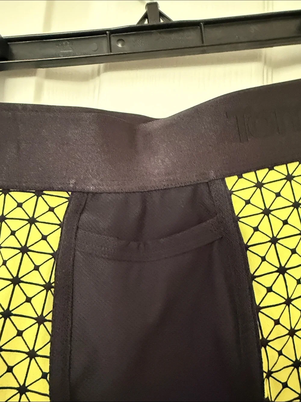 Tommy John 360 sport boxer briefs Geometric Yellow & Black Cycling Shorts